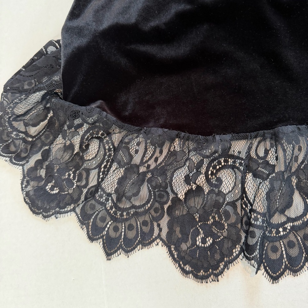 Adrianna Papell Velvet & Lace Trim Classy Tee - Picture 8 of 16